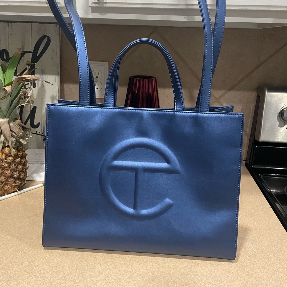 Telfar tote bag.